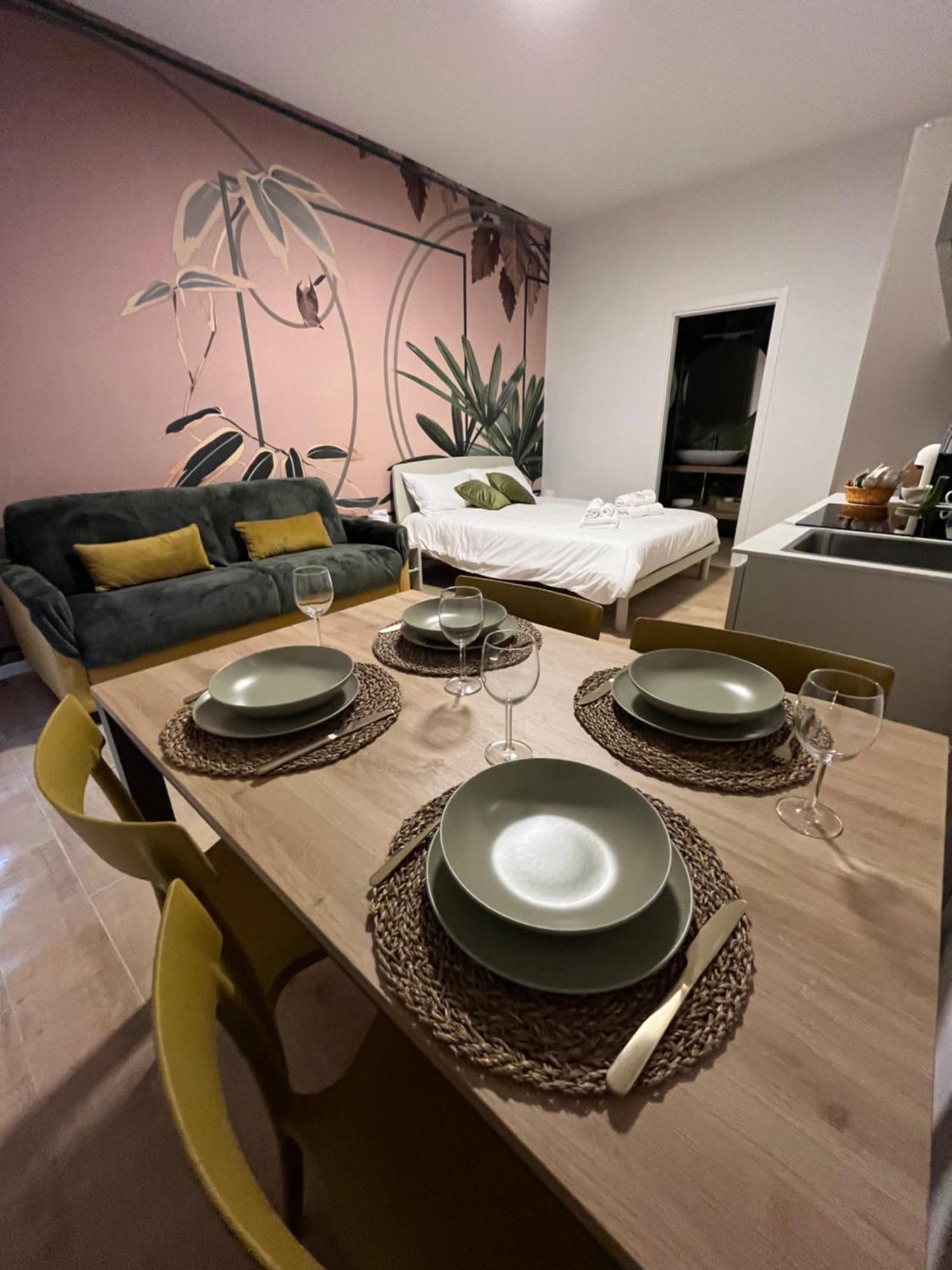Calari Rooms - Monolocale Болонья Экстерьер фото
